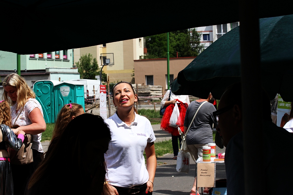 Tłumy dzieci bawią się na imprezie w SDK „Kopernik”