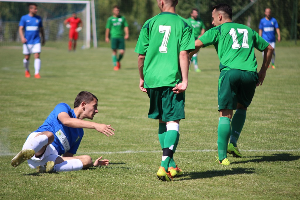 Hucznie w Kunicach. KS Legnickie Pole wygrał z Ikarem