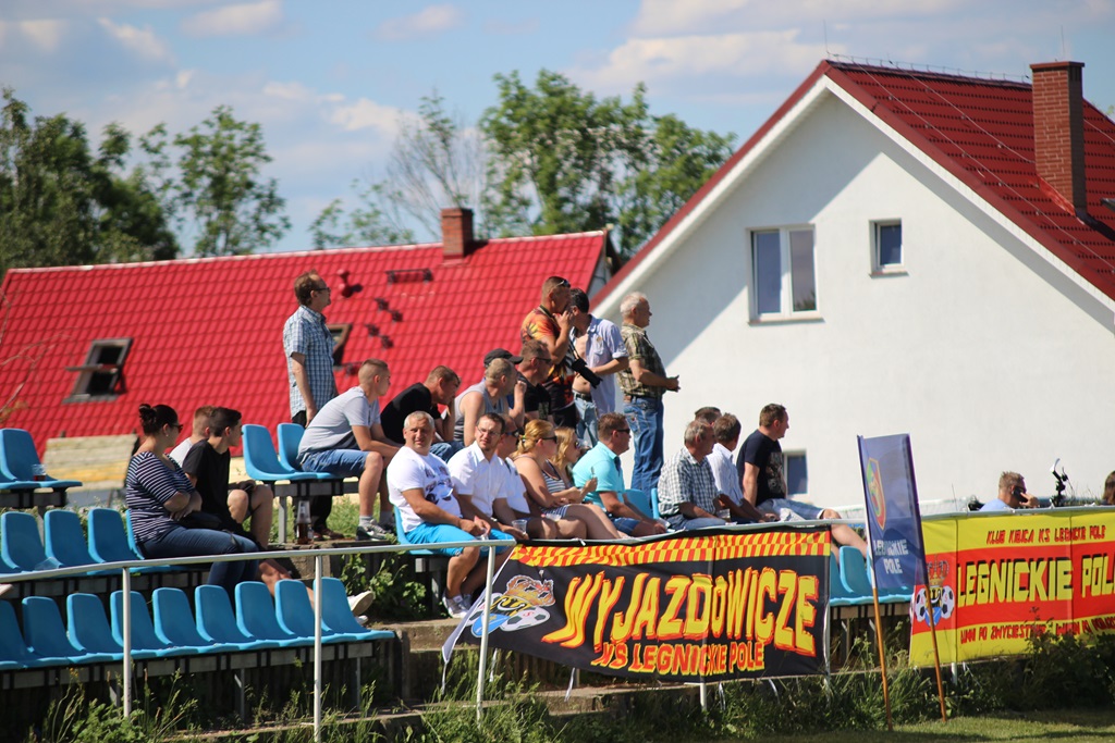 Hucznie w Kunicach. KS Legnickie Pole wygrał z Ikarem