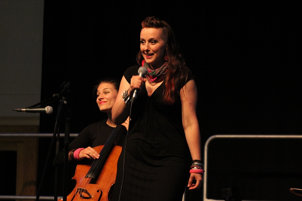 Koncert w Sali Maneżowej Legnickiego Centrum Kultury