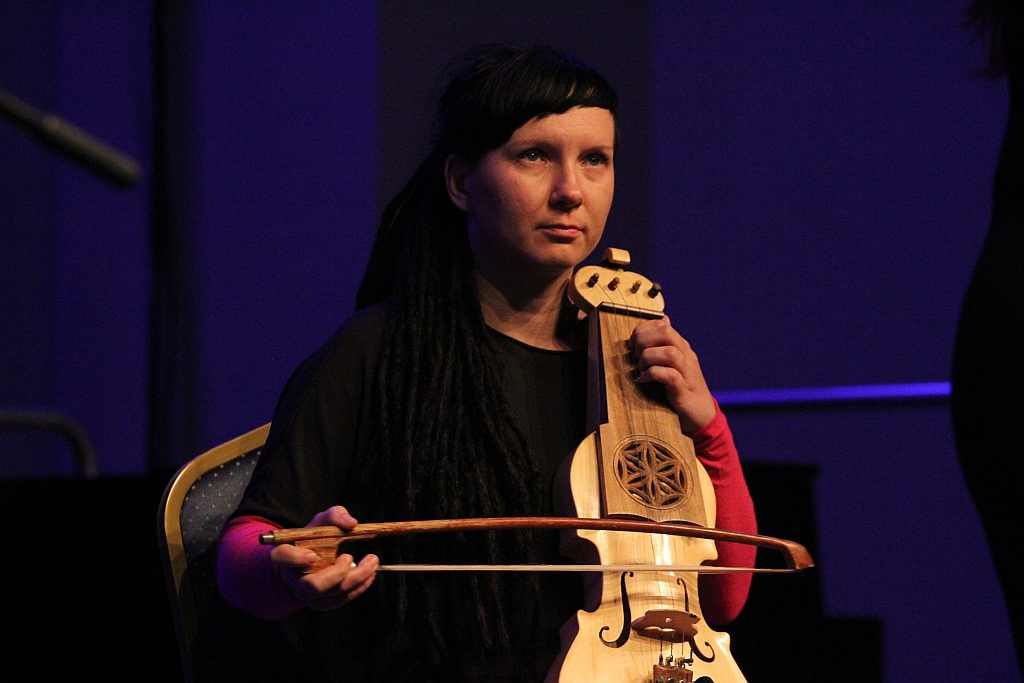 Koncert w Sali Maneżowej Legnickiego Centrum Kultury