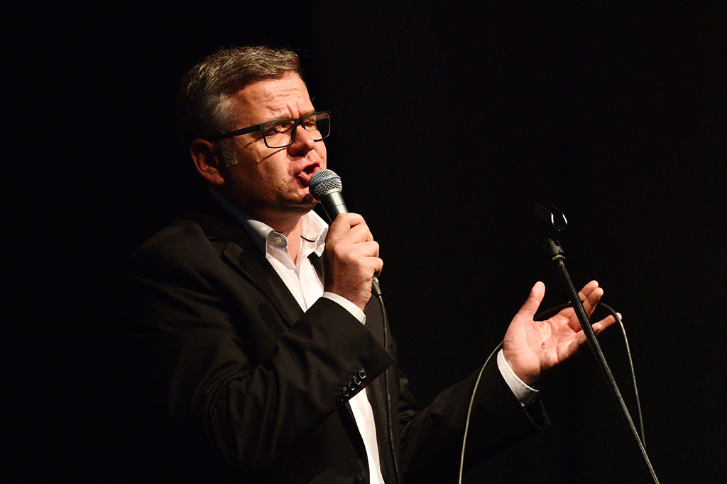 „W miarę męski …” i bardzo unikatowy wieczór kabaretowy