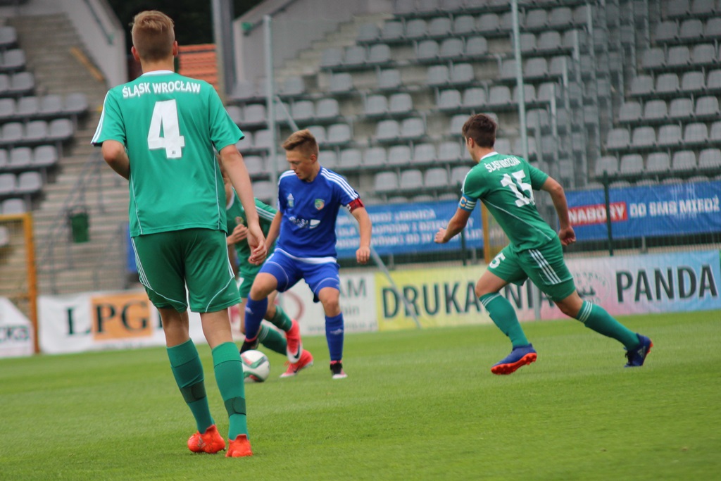 Juniorzy Miedzi Legnica pewnie wygrali ze Śląskiem Wrocław
