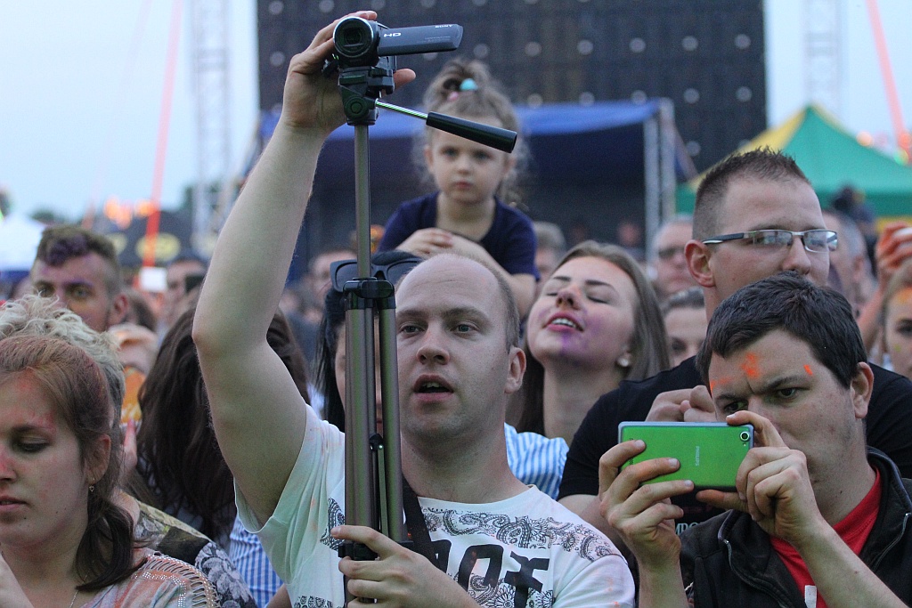 Święto Legnicy: Masters koncertuje na scenie na lotnisku