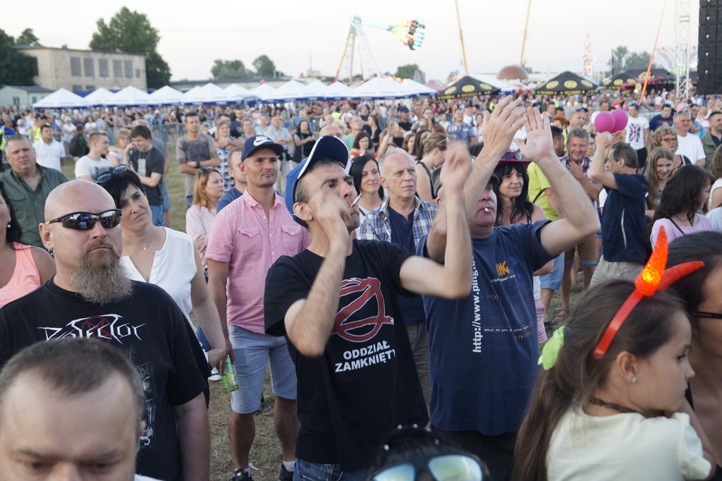 Oddział już Zamknięty jest. Zabawa na lotnisku trwa