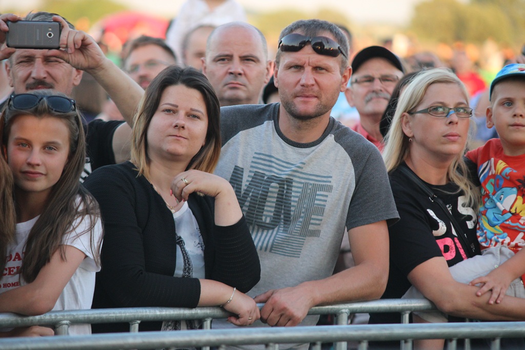 Oddział już Zamknięty jest. Zabawa na lotnisku trwa