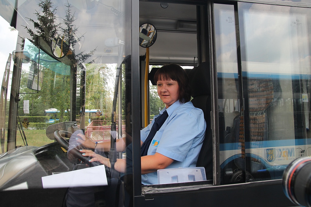 Oto dwie pierwsze panie, które zasiądą za kółkiem autobusu MPK