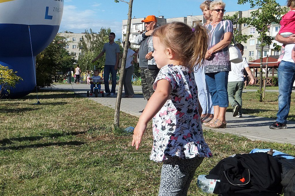 W piątek o piątej mieszkańcy Piekar powitali wakacje