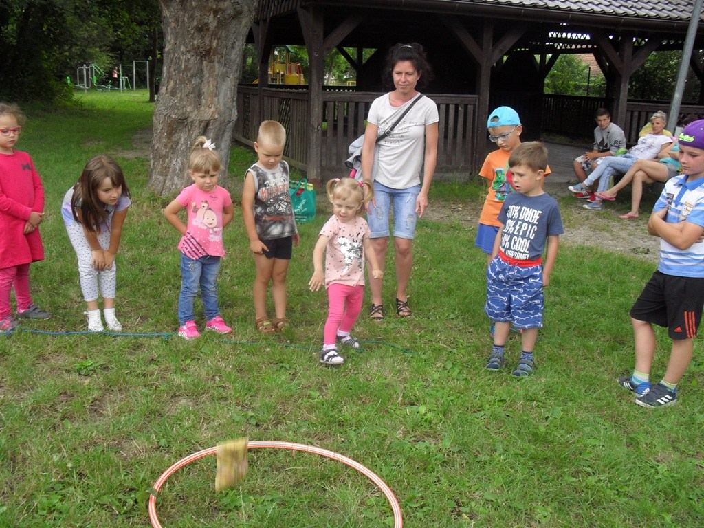 Dzieci i rodzice przywitali wakacje w Szczytnikach Nad Kaczawą