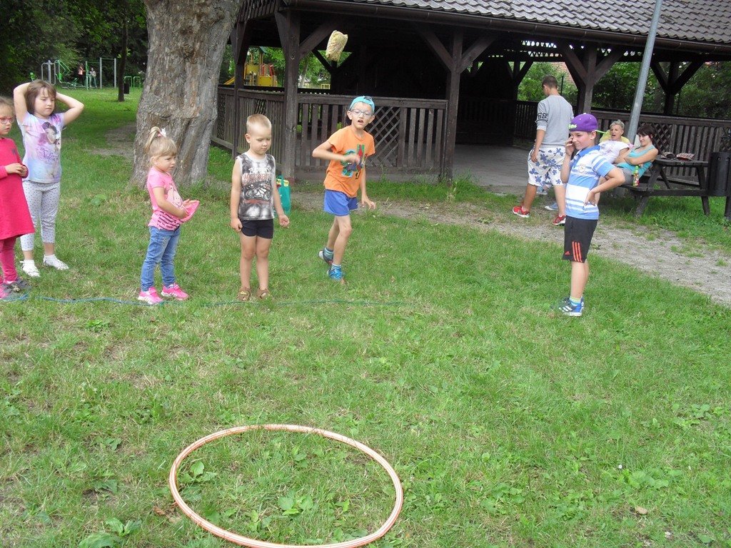 Dzieci i rodzice przywitali wakacje w Szczytnikach Nad Kaczawą