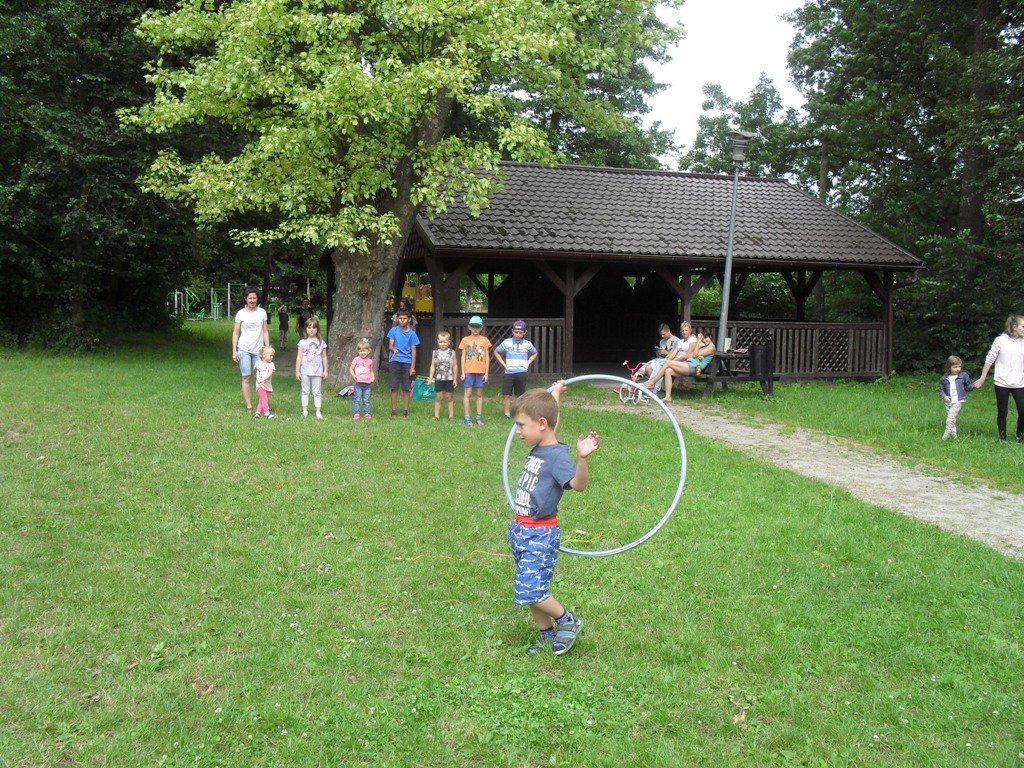 Dzieci i rodzice przywitali wakacje w Szczytnikach Nad Kaczawą