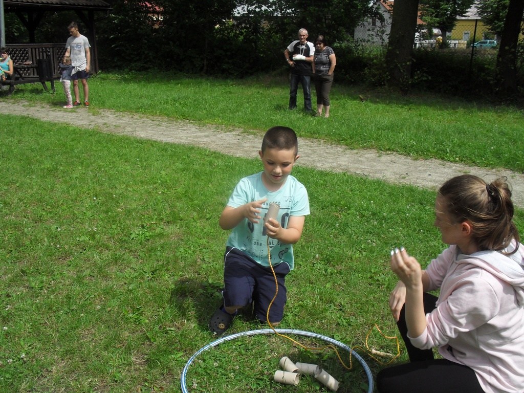 Dzieci i rodzice przywitali wakacje w Szczytnikach Nad Kaczawą