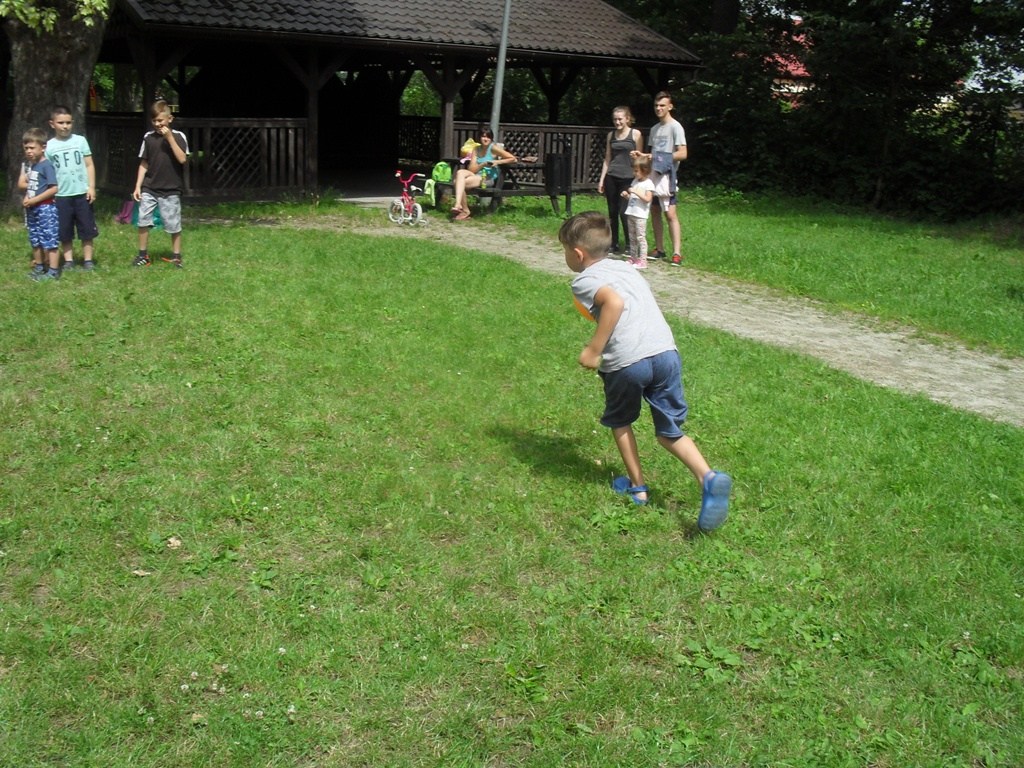 Dzieci i rodzice przywitali wakacje w Szczytnikach Nad Kaczawą
