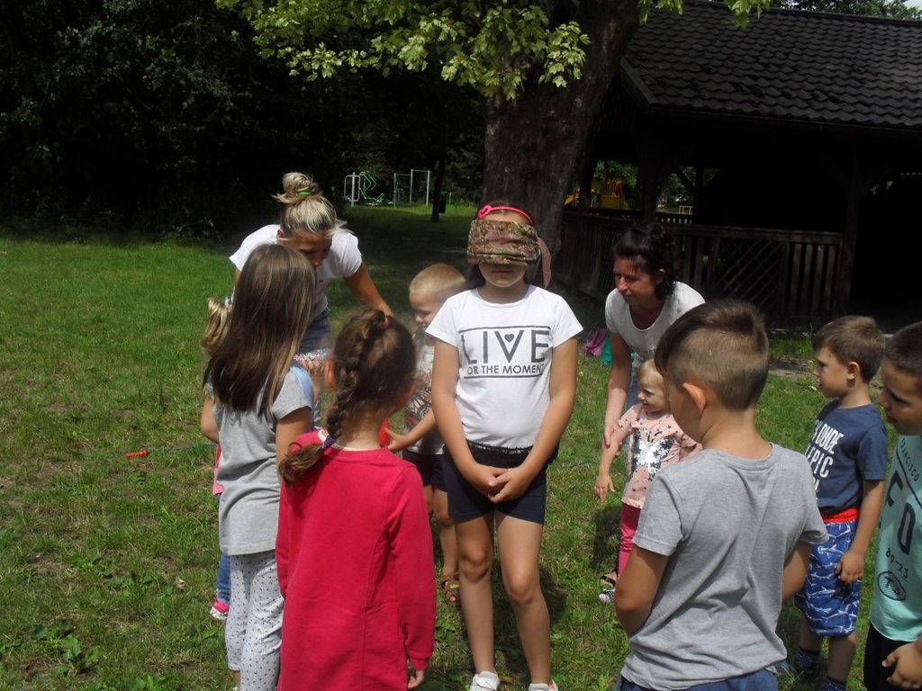 Dzieci i rodzice przywitali wakacje w Szczytnikach Nad Kaczawą