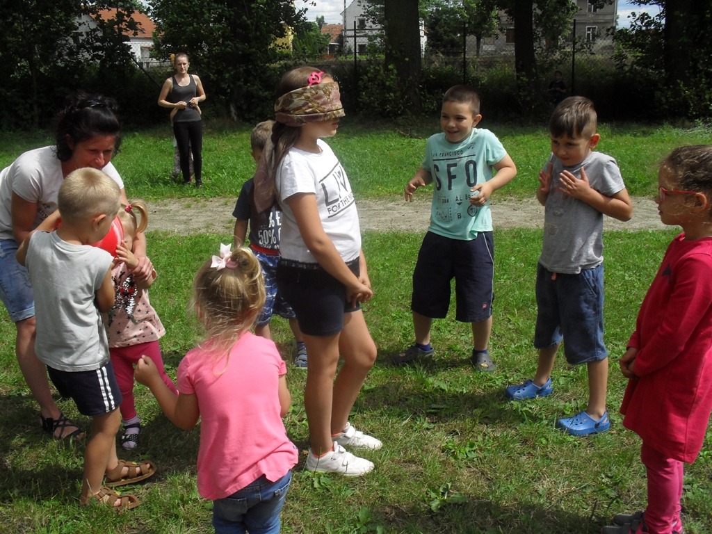 Dzieci i rodzice przywitali wakacje w Szczytnikach Nad Kaczawą