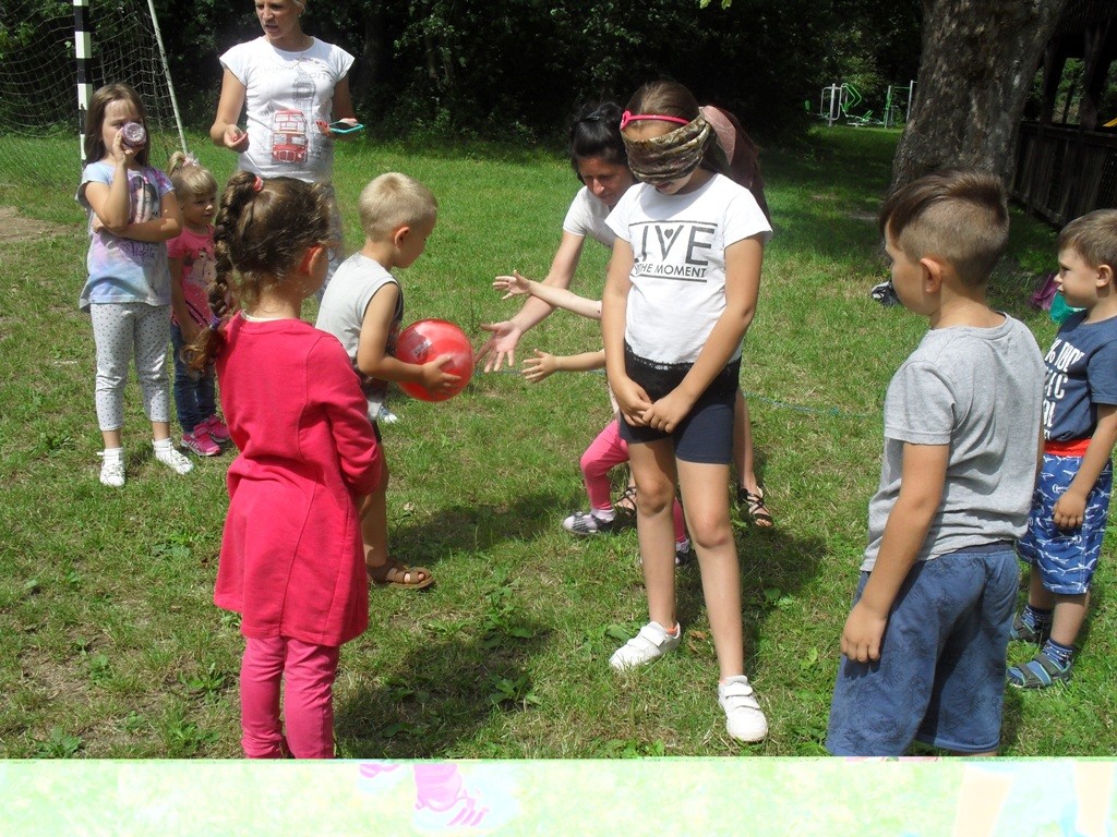 Dzieci i rodzice przywitali wakacje w Szczytnikach Nad Kaczawą