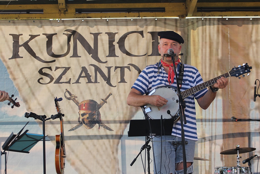 Ostatnie Takie Trio przekształciło się w Żeglarzy portowych