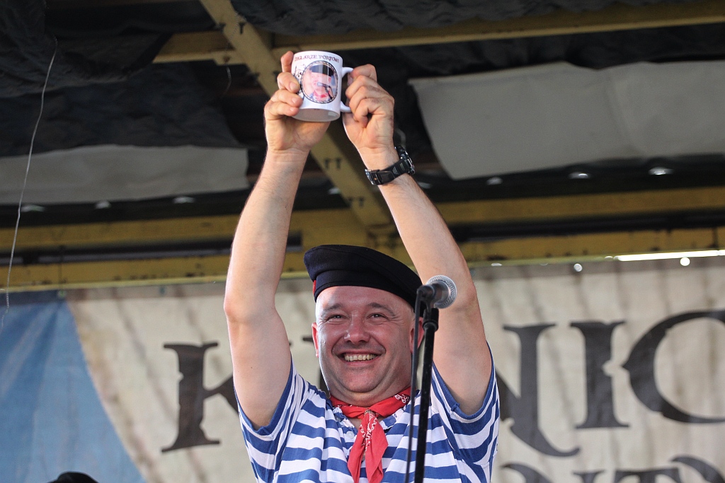 Ostatnie Takie Trio przekształciło się w Żeglarzy portowych