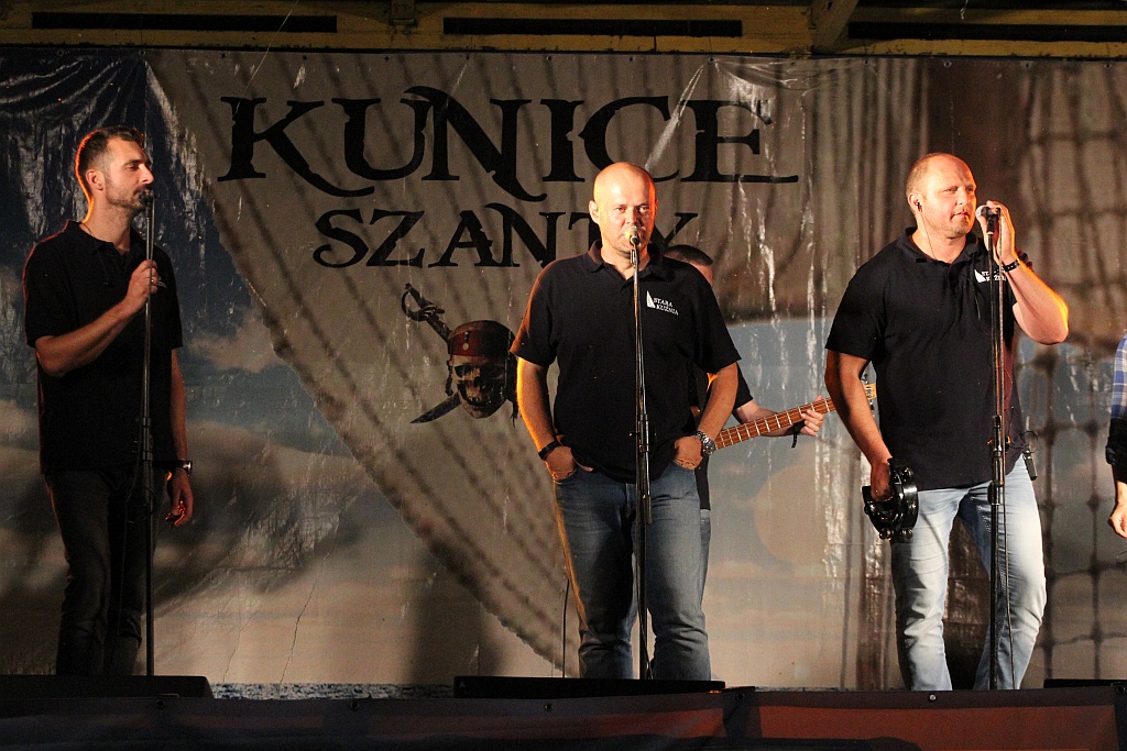 Stara Kuźnia jako ostatni zespół na festiwalu Szanty Kunice