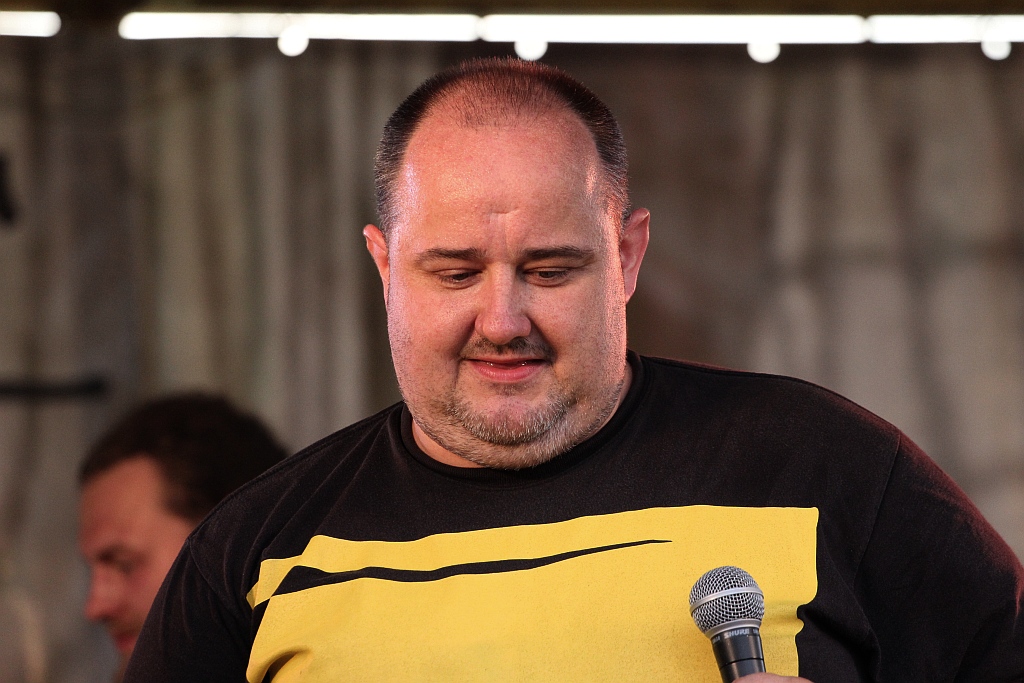 Banana Boat - wielki banan podzielony na pięć  części