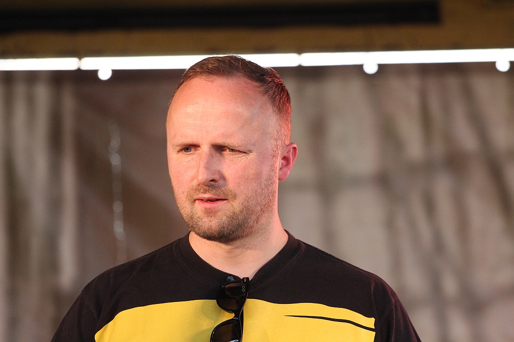 Banana Boat - wielki banan podzielony na pięć  części