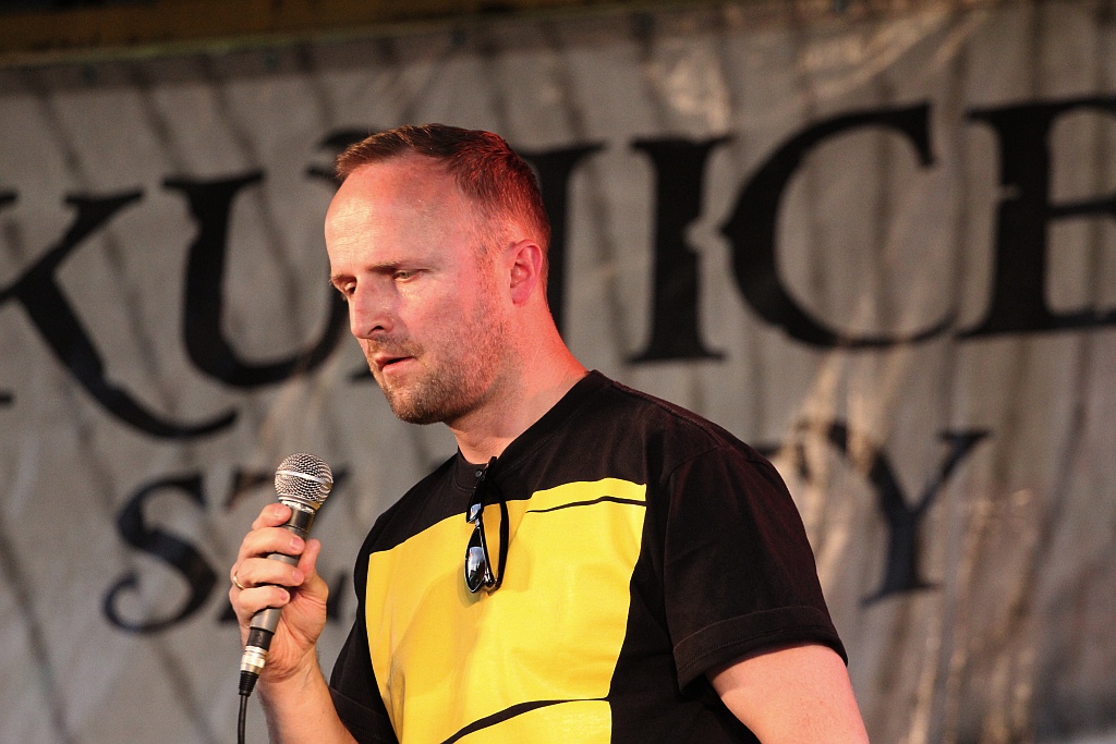 Banana Boat - wielki banan podzielony na pięć  części