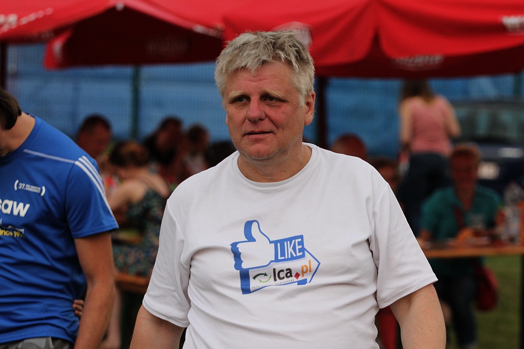 Banana Boat - wielki banan podzielony na pięć  części