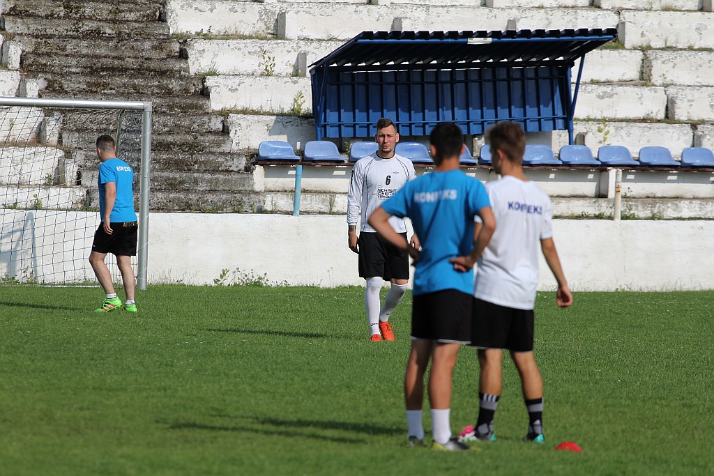 Piłkarze Konfeksu Legnica rozpoczęli przygotowania do sezonu