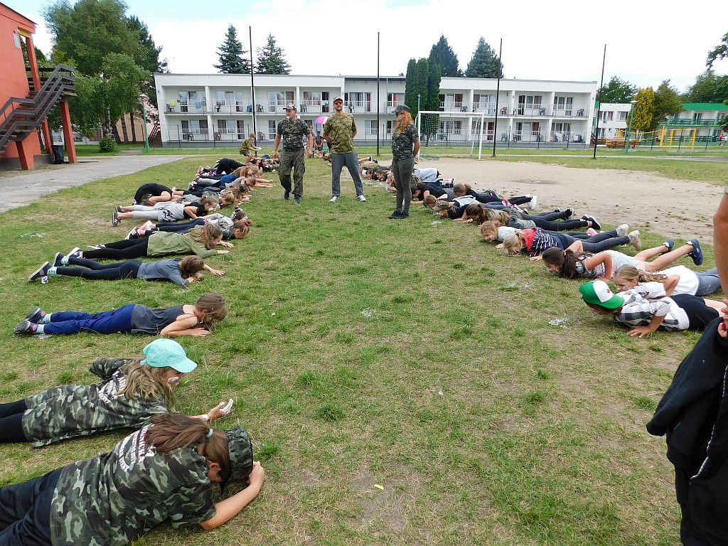 Dzień wojskowy i manewry „Anakonda” na obozie w Dźwirzynie