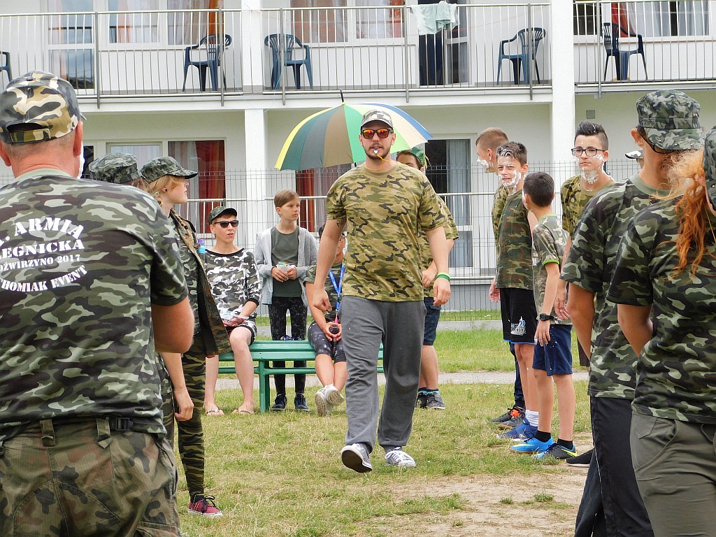 Dzień wojskowy i manewry „Anakonda” na obozie w Dźwirzynie