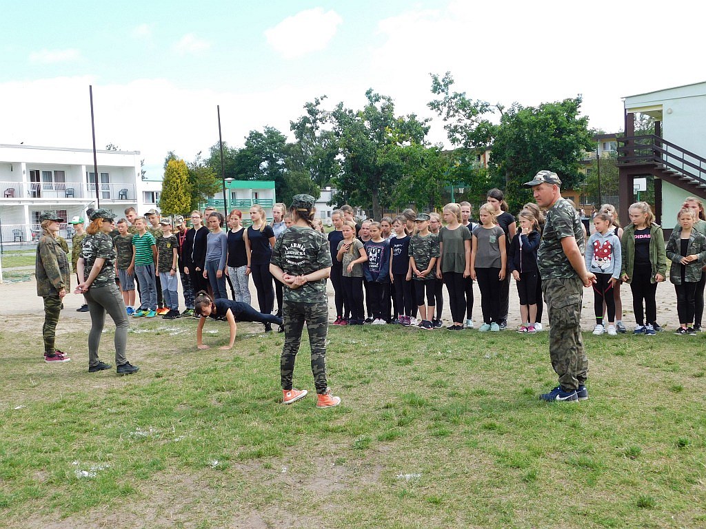 Dzień wojskowy i manewry „Anakonda” na obozie w Dźwirzynie