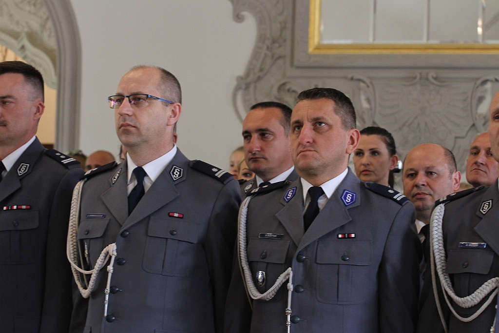 Odbyła się uroczysta akademia z okazji święta policji	