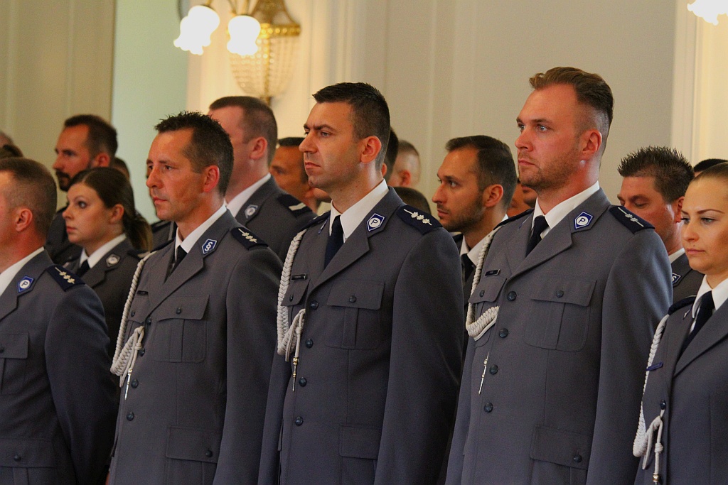 Odbyła się uroczysta akademia z okazji święta policji	