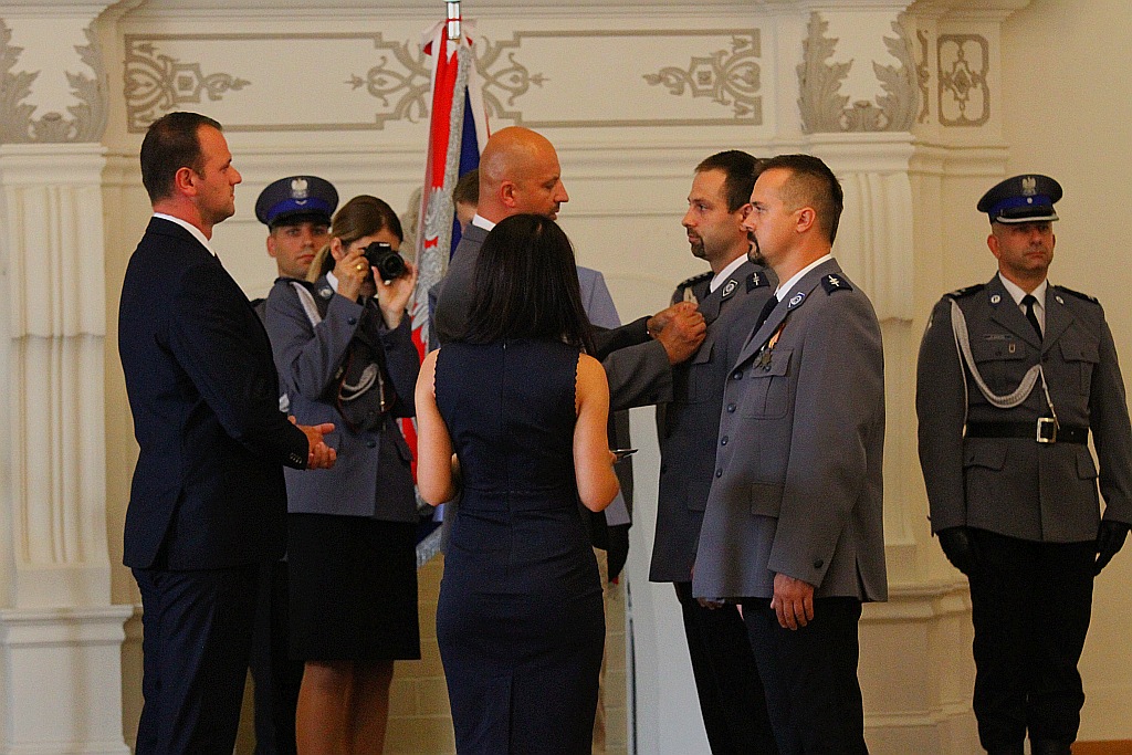Odbyła się uroczysta akademia z okazji święta policji	