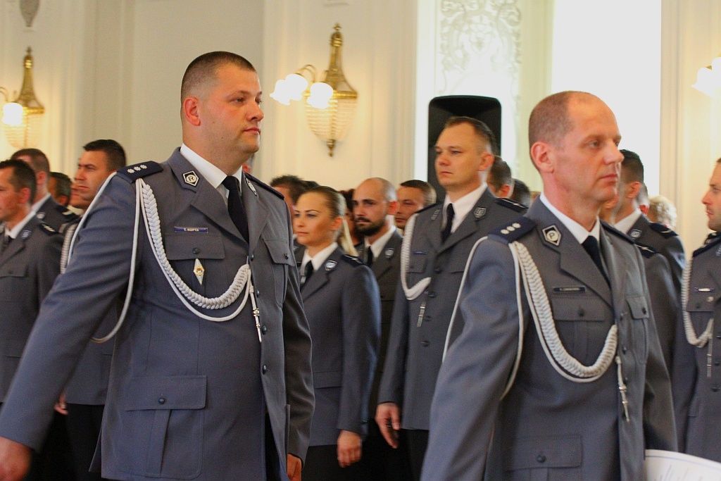 Odbyła się uroczysta akademia z okazji święta policji	