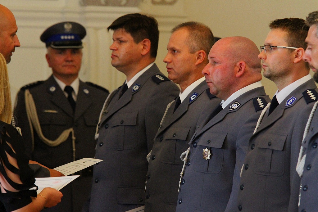 Odbyła się uroczysta akademia z okazji święta policji	