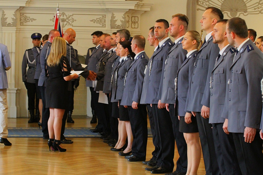 Odbyła się uroczysta akademia z okazji święta policji	