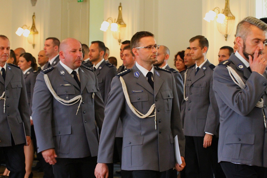 Odbyła się uroczysta akademia z okazji święta policji	