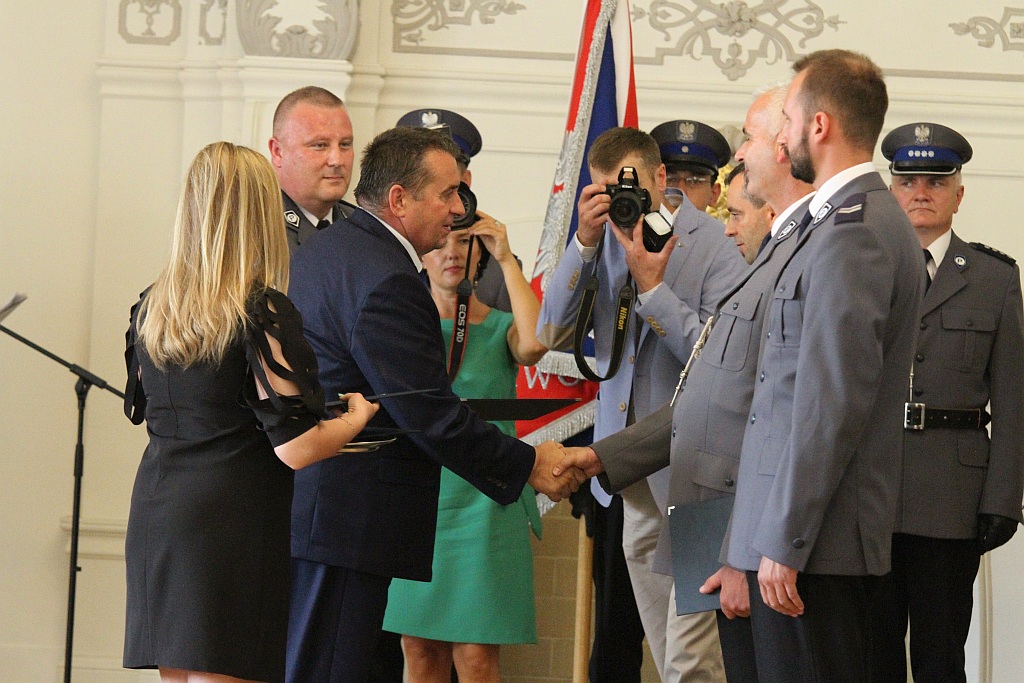 Odbyła się uroczysta akademia z okazji święta policji	