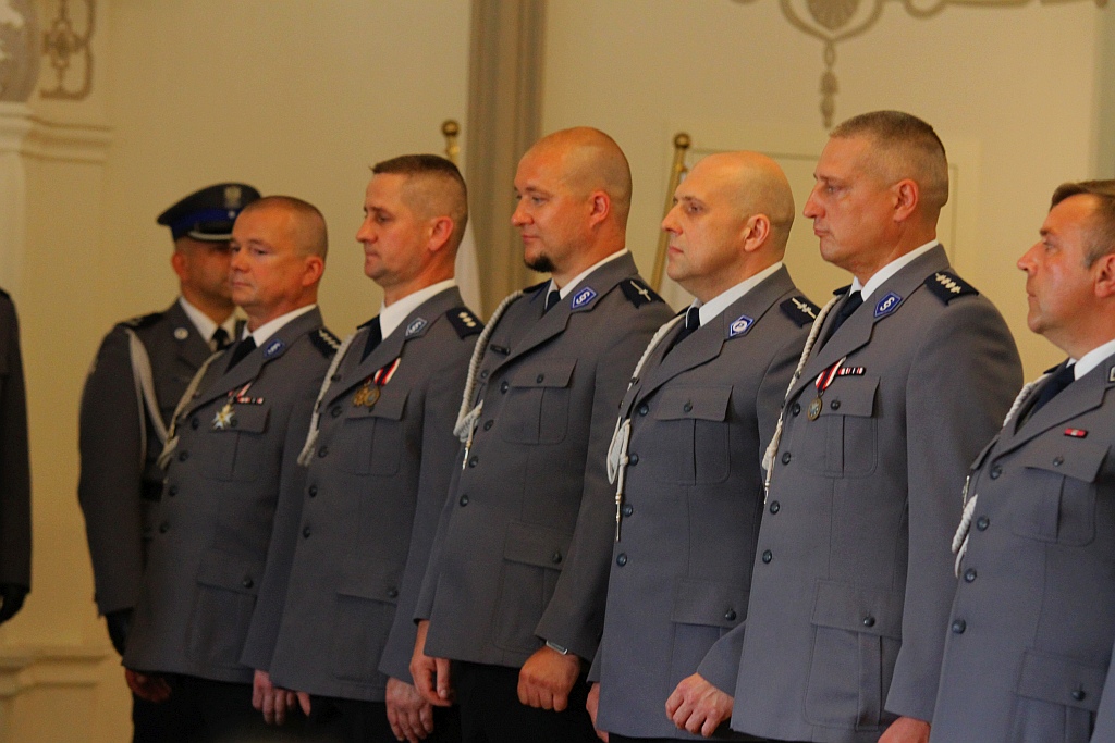 Odbyła się uroczysta akademia z okazji święta policji	