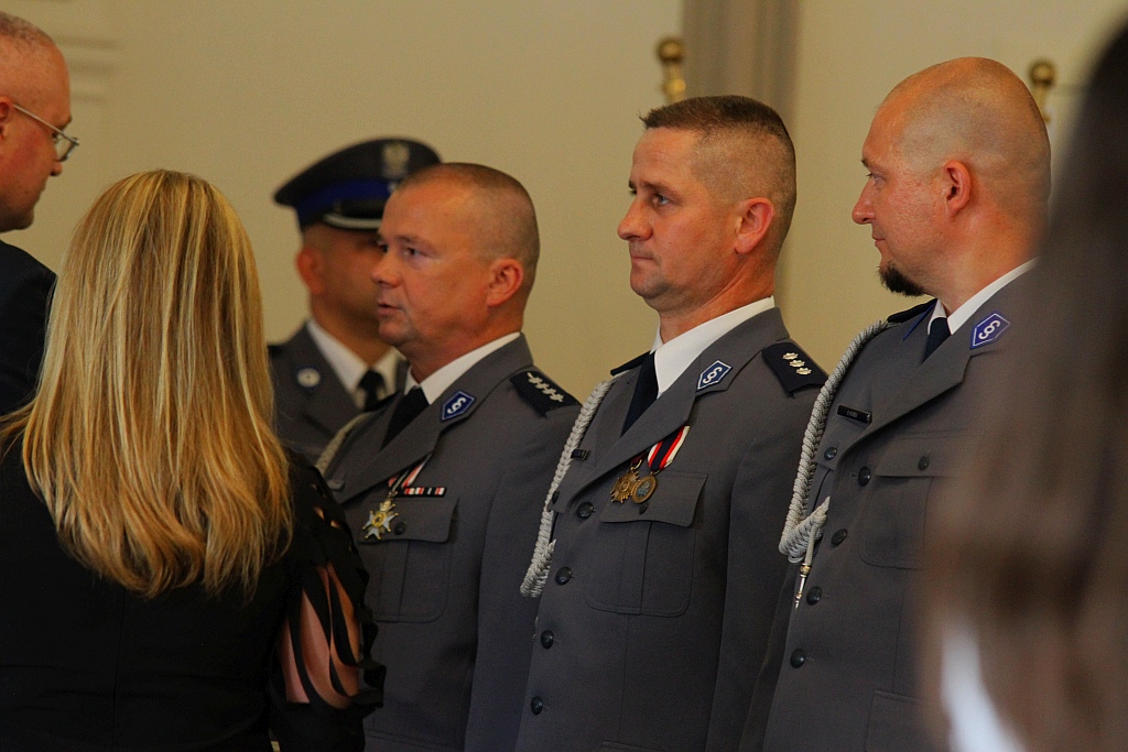 Odbyła się uroczysta akademia z okazji święta policji	