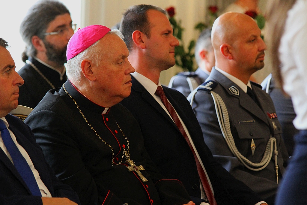 Odbyła się uroczysta akademia z okazji święta policji	