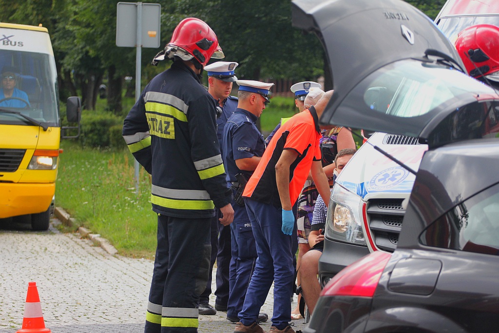 Wypadek na Grabskiego. Trzy osoby odwiezione do szpitala