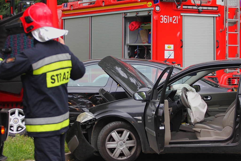 Wypadek na Grabskiego. Trzy osoby odwiezione do szpitala