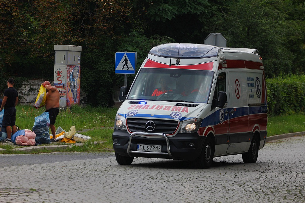 Wypadek na Grabskiego. Trzy osoby odwiezione do szpitala
