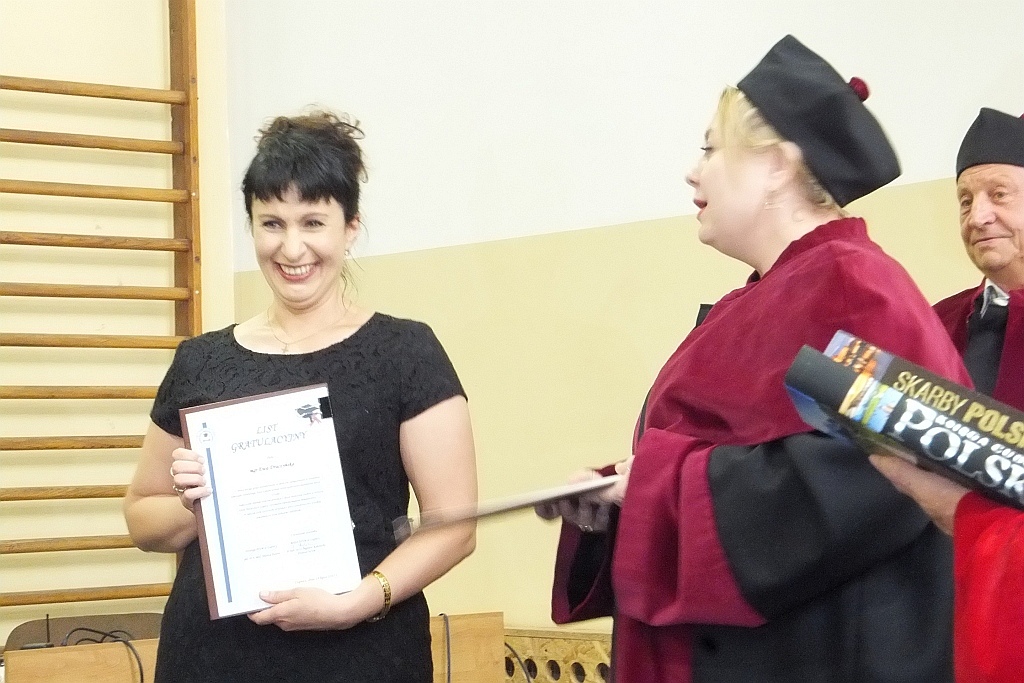 Absolwenci Wyższej Szkoły Medycznej odebrali dyplomy