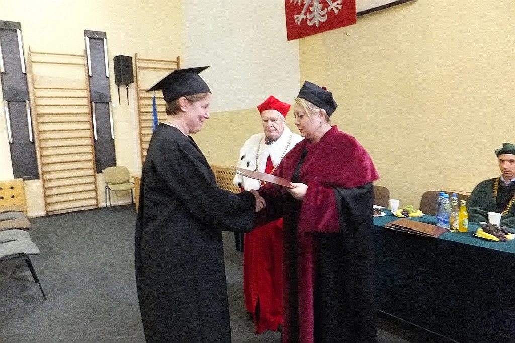 Absolwenci Wyższej Szkoły Medycznej odebrali dyplomy