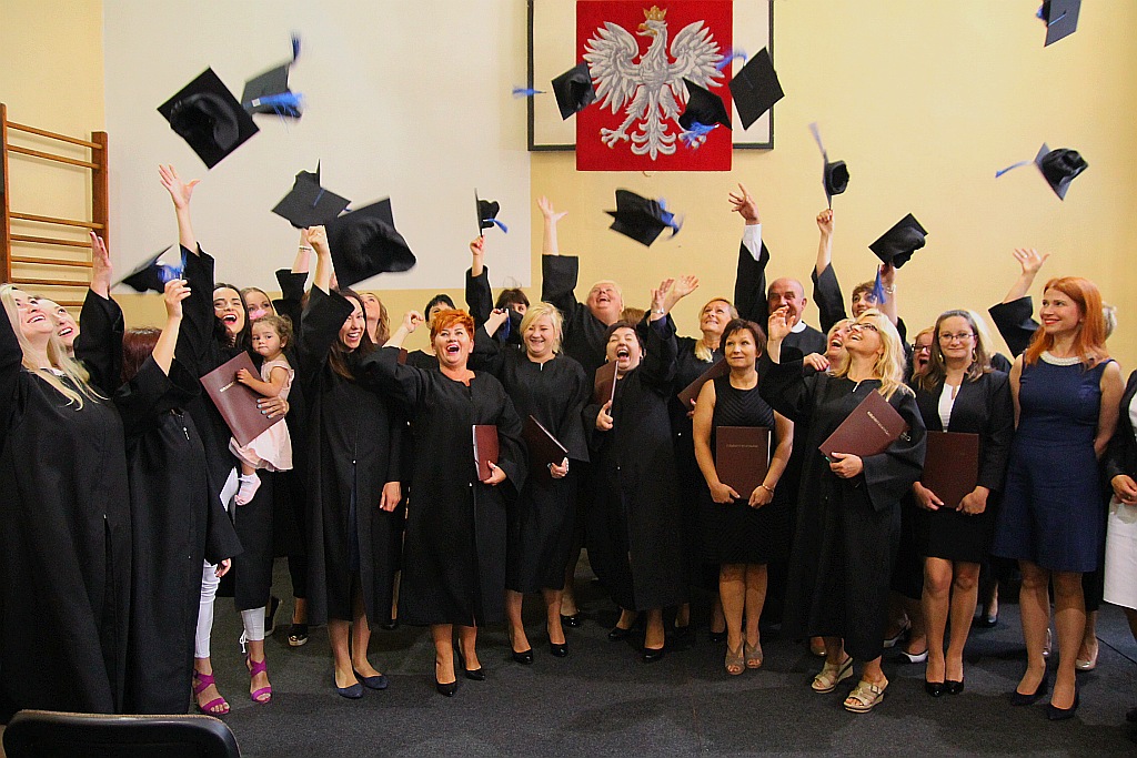 Absolwenci Wyższej Szkoły Medycznej odebrali dyplomy