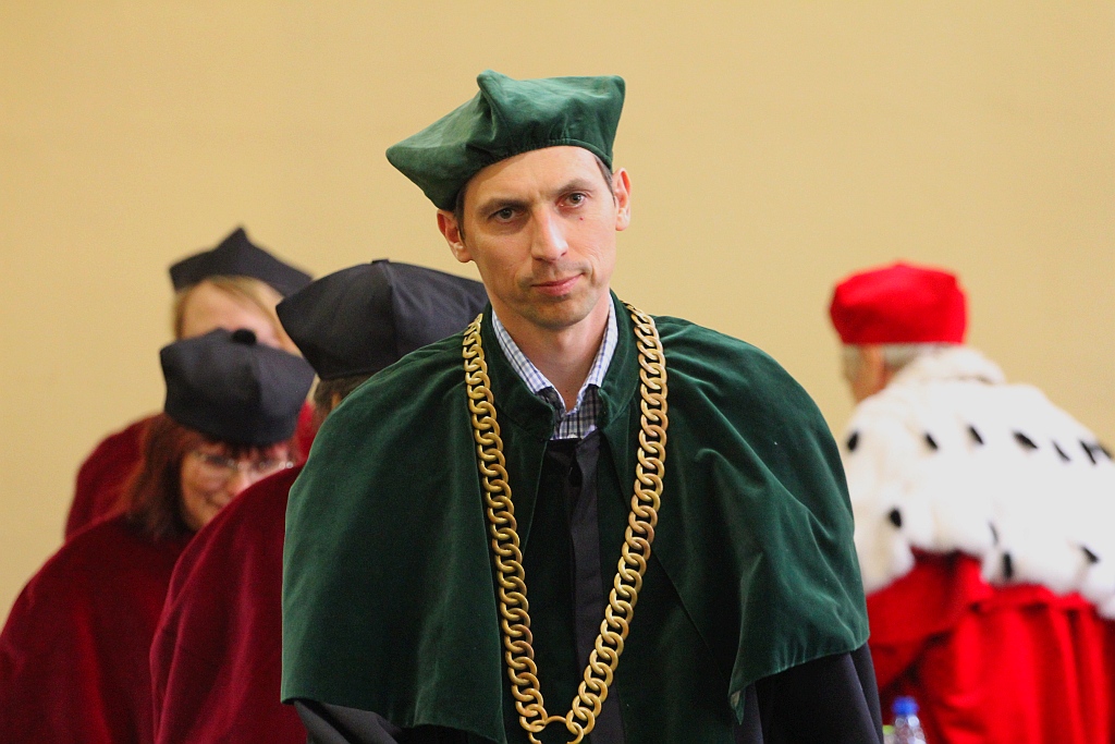 Absolwenci Wyższej Szkoły Medycznej odebrali dyplomy