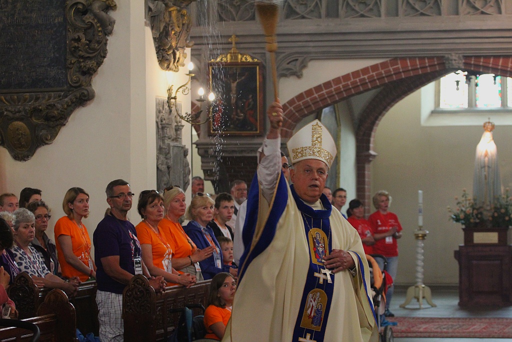 Blisko dziewięciuset pątników wyruszyło do Częstochowy